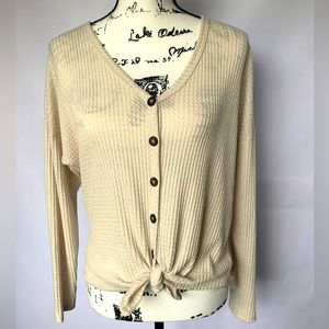 Sky and Sparrow Cream Knit Long Sleeve Top medium